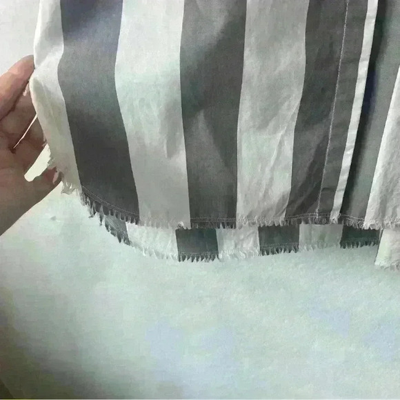 Chelsea & Theodore Women's Grey‎ White Striped Button Up T Shirt Dress Size S - Picture 7 of 13